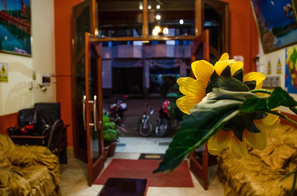 La Torre Inn Puerto Maldonado Esterno foto