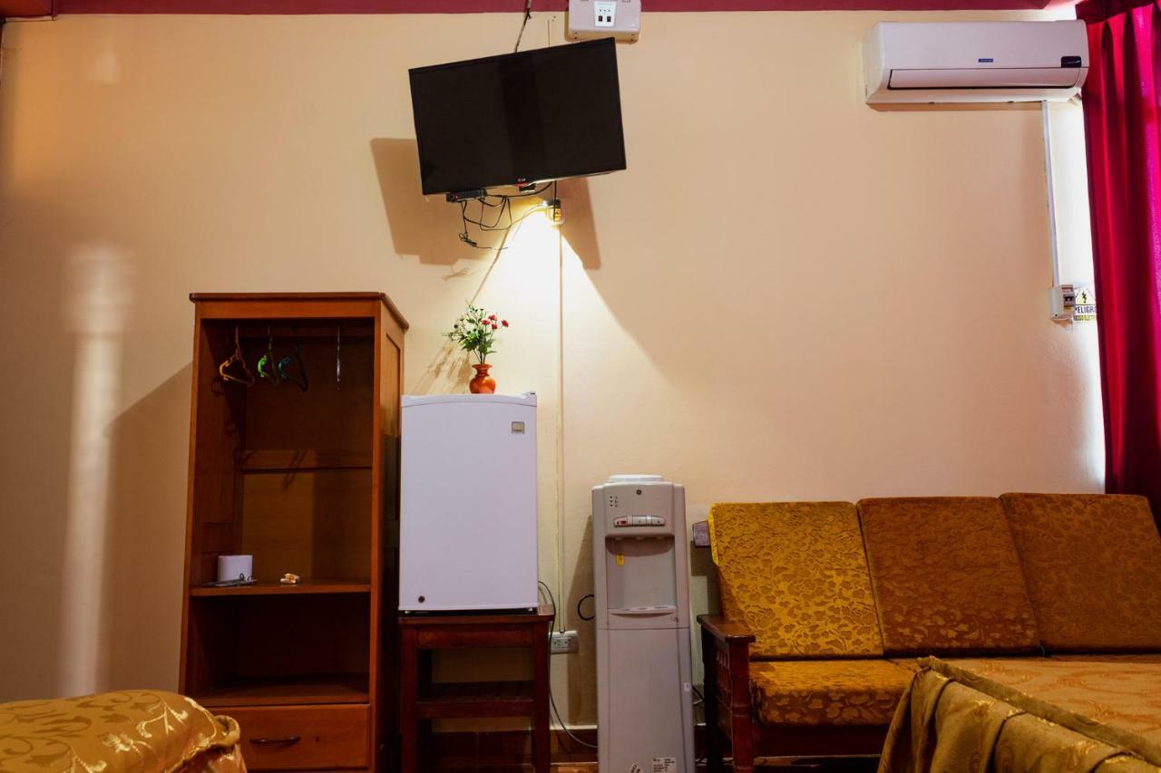 La Torre Inn Puerto Maldonado Esterno foto